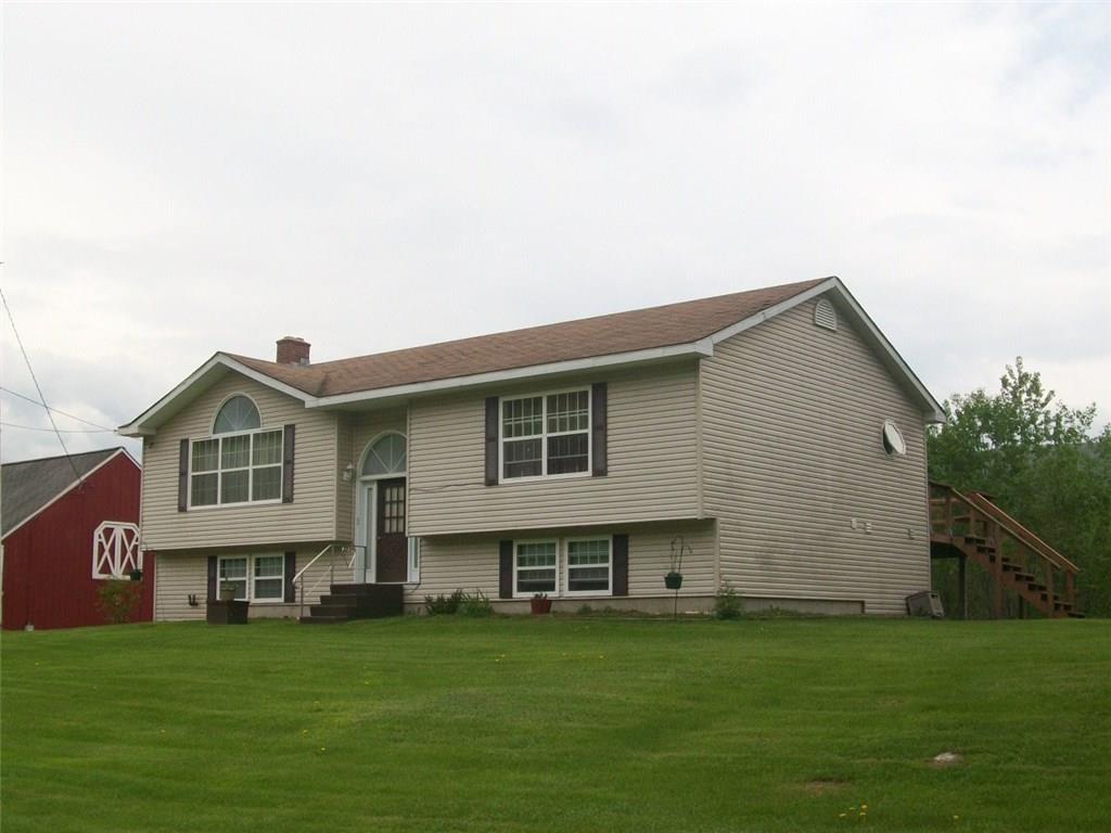 Welcome to 2276 Roxbury Road.