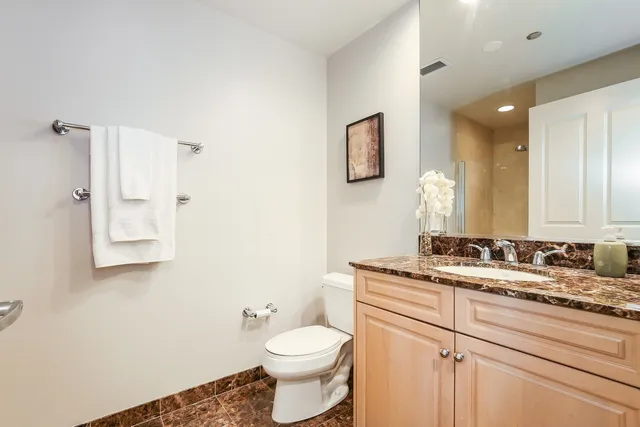 $3,500 | 130 North Garland Court, Unit 1102, Chicago, IL 60602