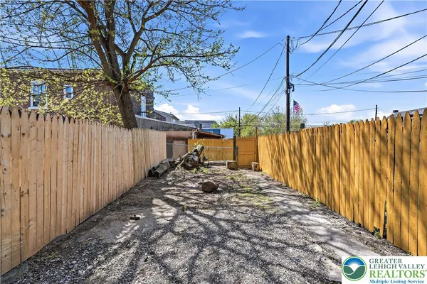 $255,000 | 306 Ridge Avenue, Allentown, PA 18102