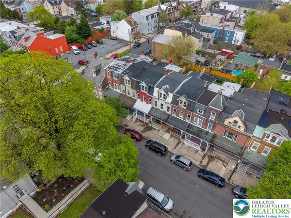 $255,000 | 306 Ridge Avenue, Allentown, PA 18102