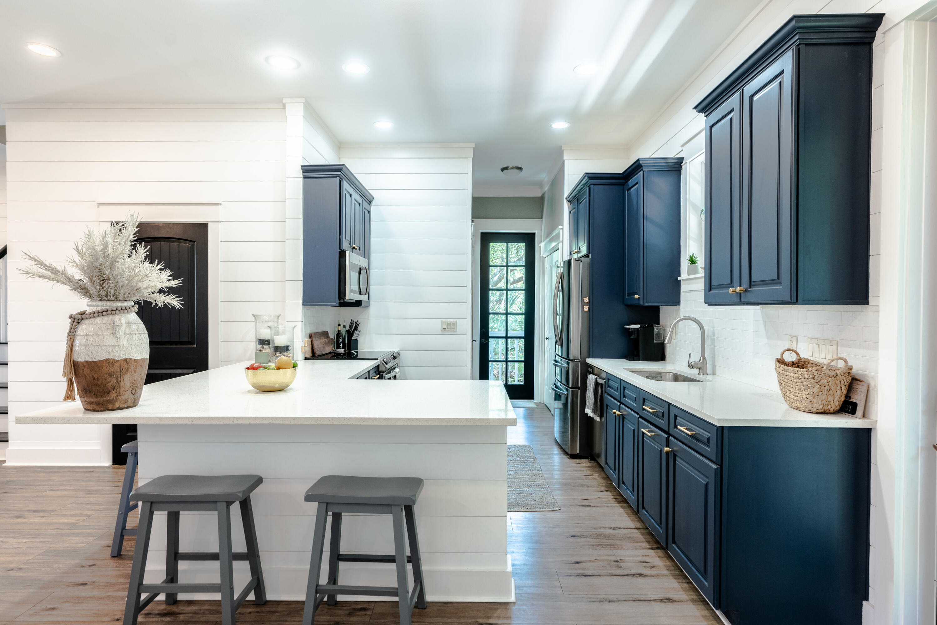 11 West Willow Mist Road Inlet Beach, FL 32461 - Photo 8 of 45 a large kitchen with a table and chairs