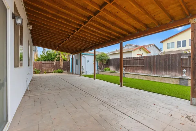 a view of porch with a backyard