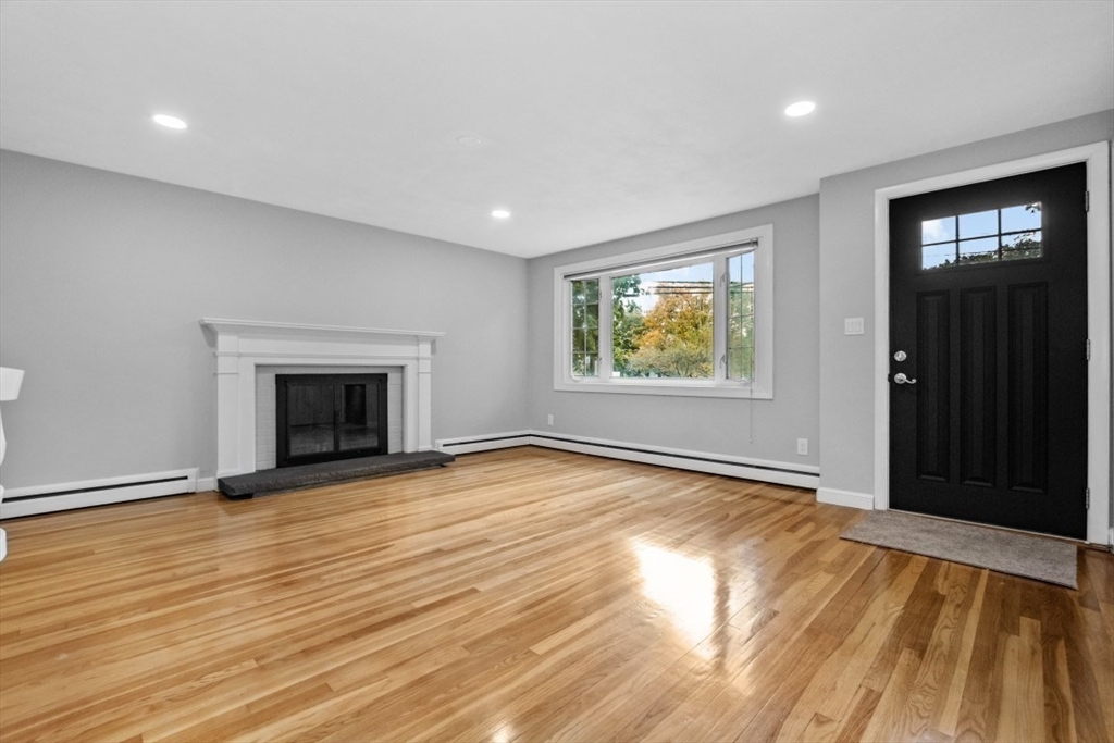 10 Baldwin Hill Road Littleton, MA 01460 - Photo 3 of 28 Gallery Image 3