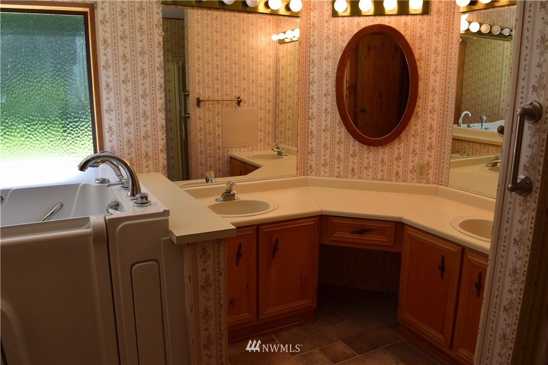 143 Del Ray Road Mossyrock, WA 98564 - Photo 8 of 23 Gallery Image 8