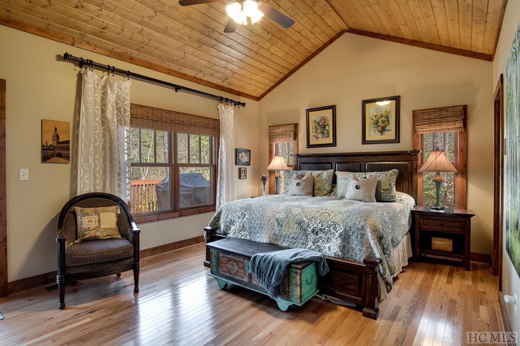 1251 Tower Road Sapphire, NC 28774 - Photo 12 of 55 Gallery Image 12