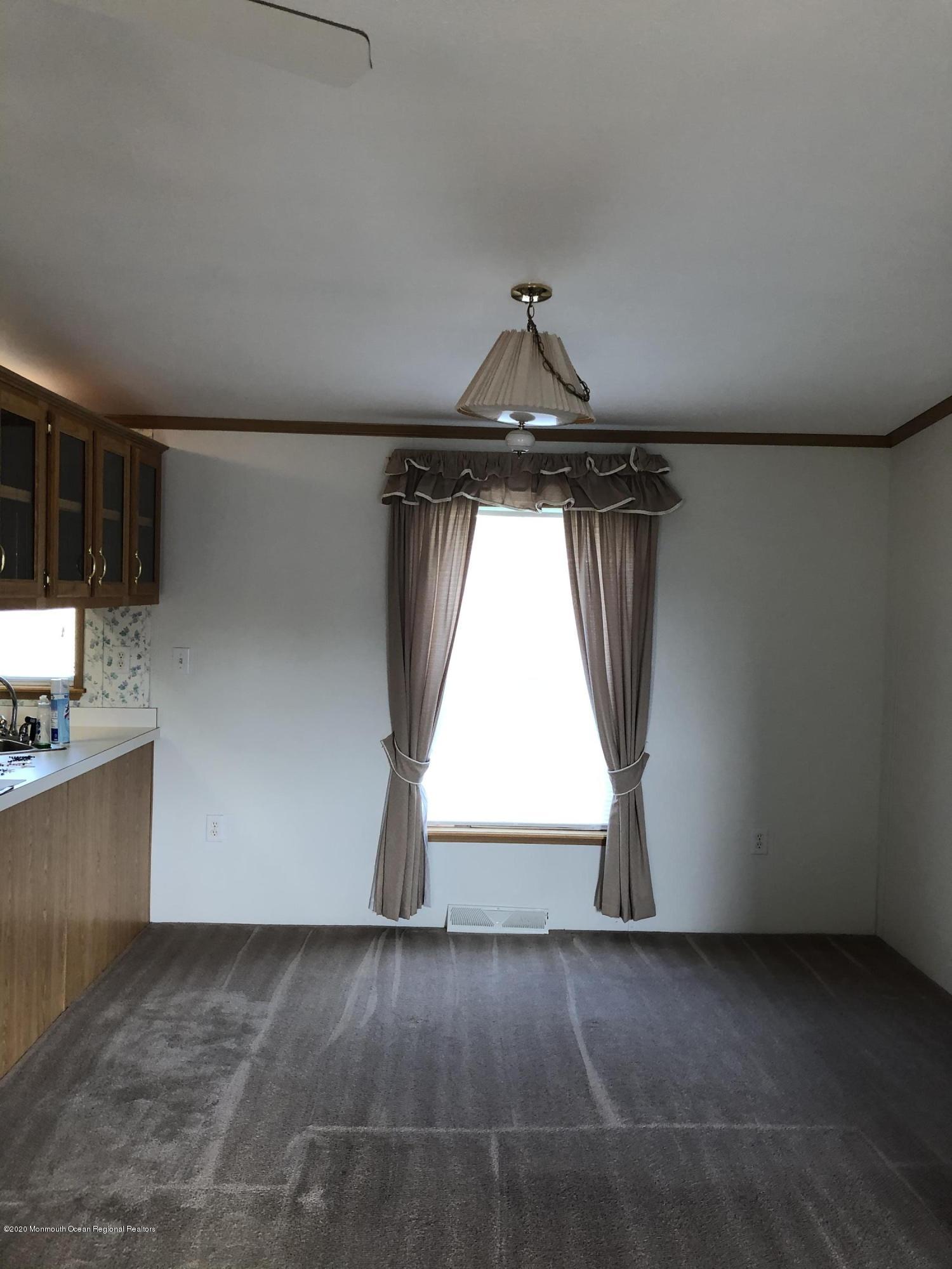 80 Robin Place, Unit 80 Freehold, NJ 07728 - Photo 6 of 16 840EC51C-841B-4378-9557-BB59C463657E