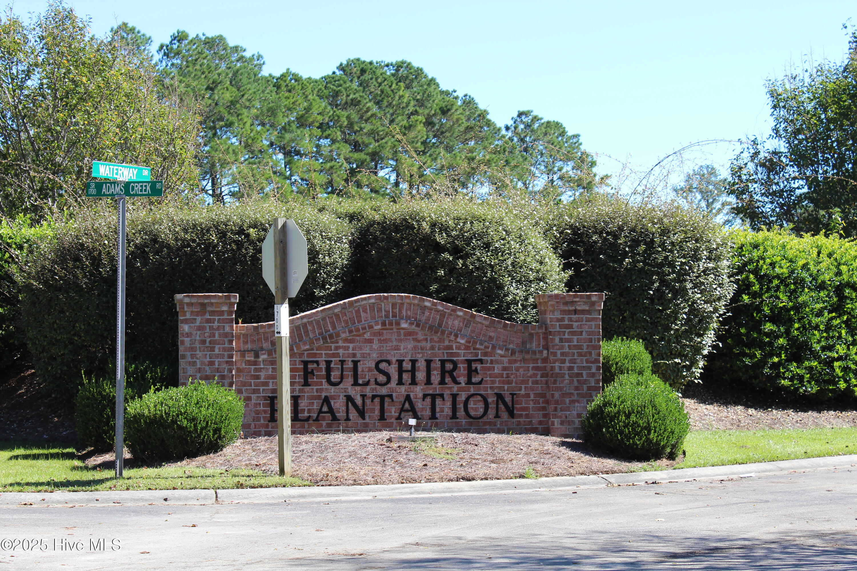 105 Waterway Road Havelock, NC 28532 - Photo 11 of 16 Community Entrance