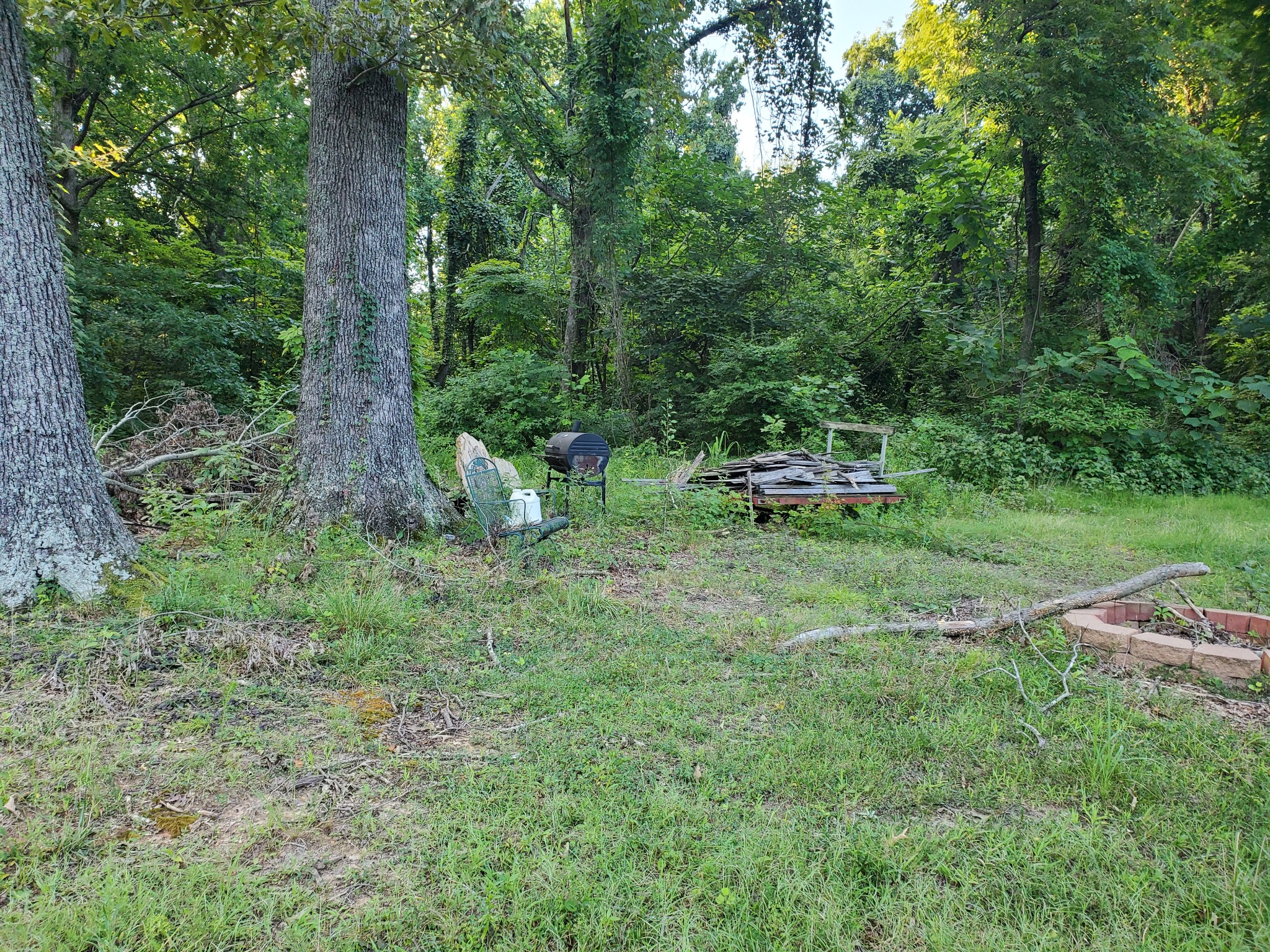 1812 Evans Road Clarksville, TN 37042 - Photo 5 of 5 Gallery Image 5
