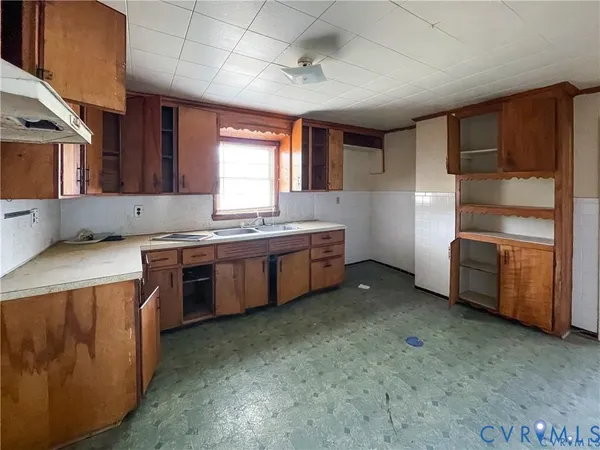 $1,350,000 | 13686 Richmond Tappahannock Highway, St. Stephens Church, VA 23148