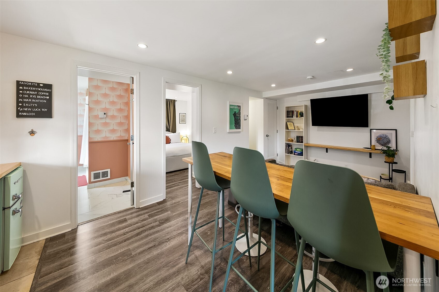 1623 Ferry Avenue Southwest Seattle, WA 98116 - Photo 25 of 38