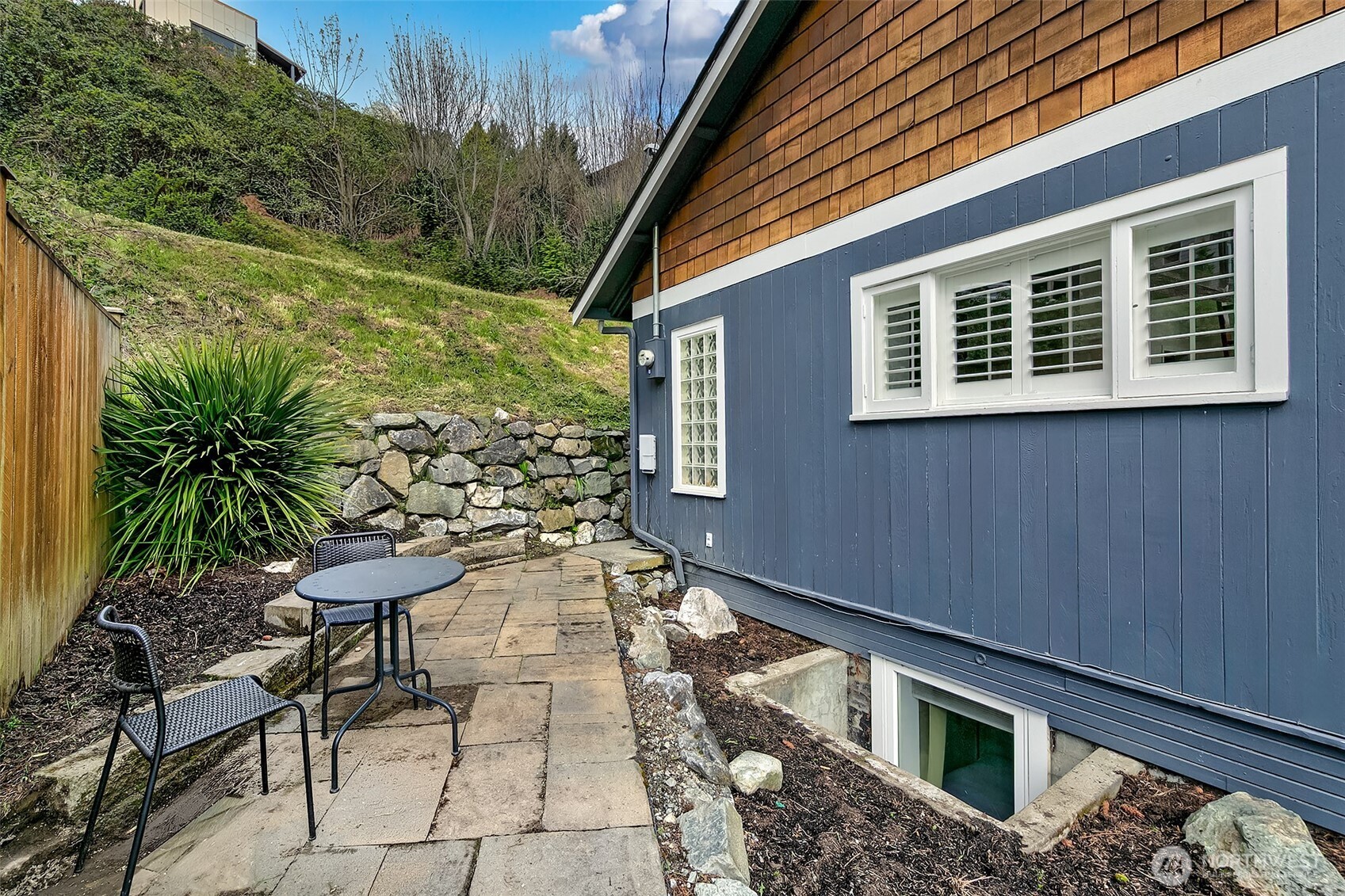 1623 Ferry Avenue Southwest Seattle, WA 98116 - Photo 32 of 38