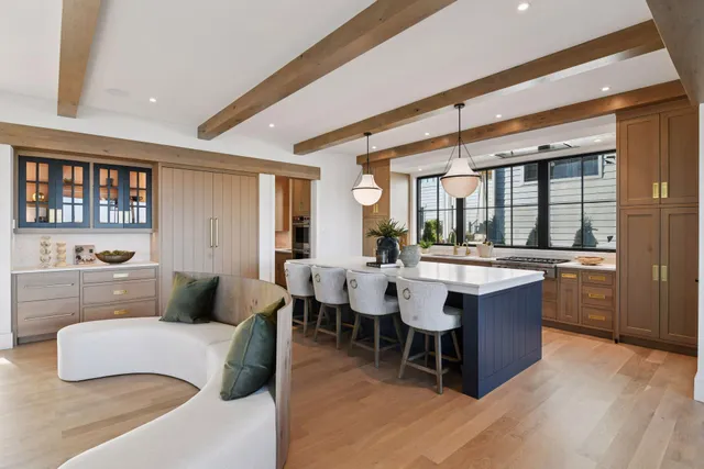 $5,700,000 | 254 Lake Street, Excelsior, MN 55331