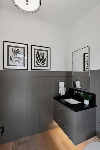 $5,700,000 | 254 Lake Street, Excelsior, MN 55331