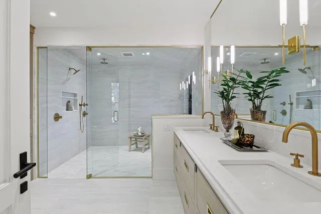 $5,700,000 | 254 Lake Street, Excelsior, MN 55331