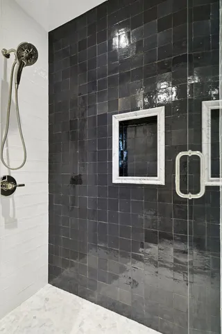 $5,700,000 | 254 Lake Street, Excelsior, MN 55331