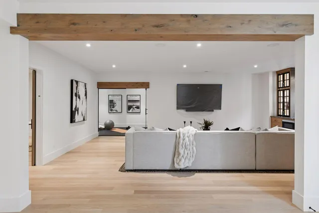 $5,700,000 | 254 Lake Street, Excelsior, MN 55331