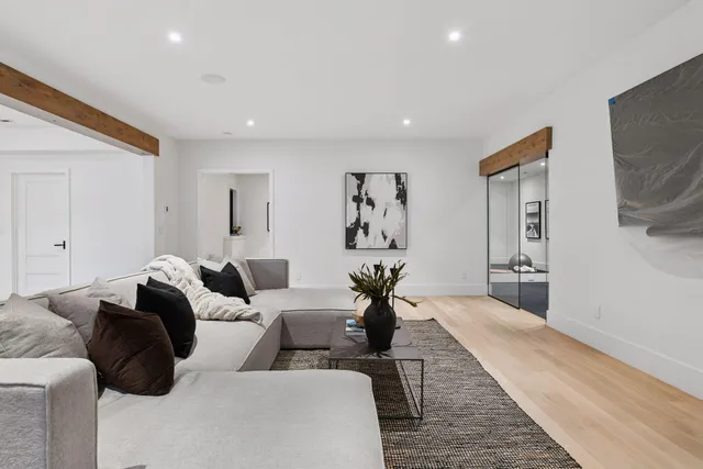 $5,700,000 | 254 Lake Street, Excelsior, MN 55331