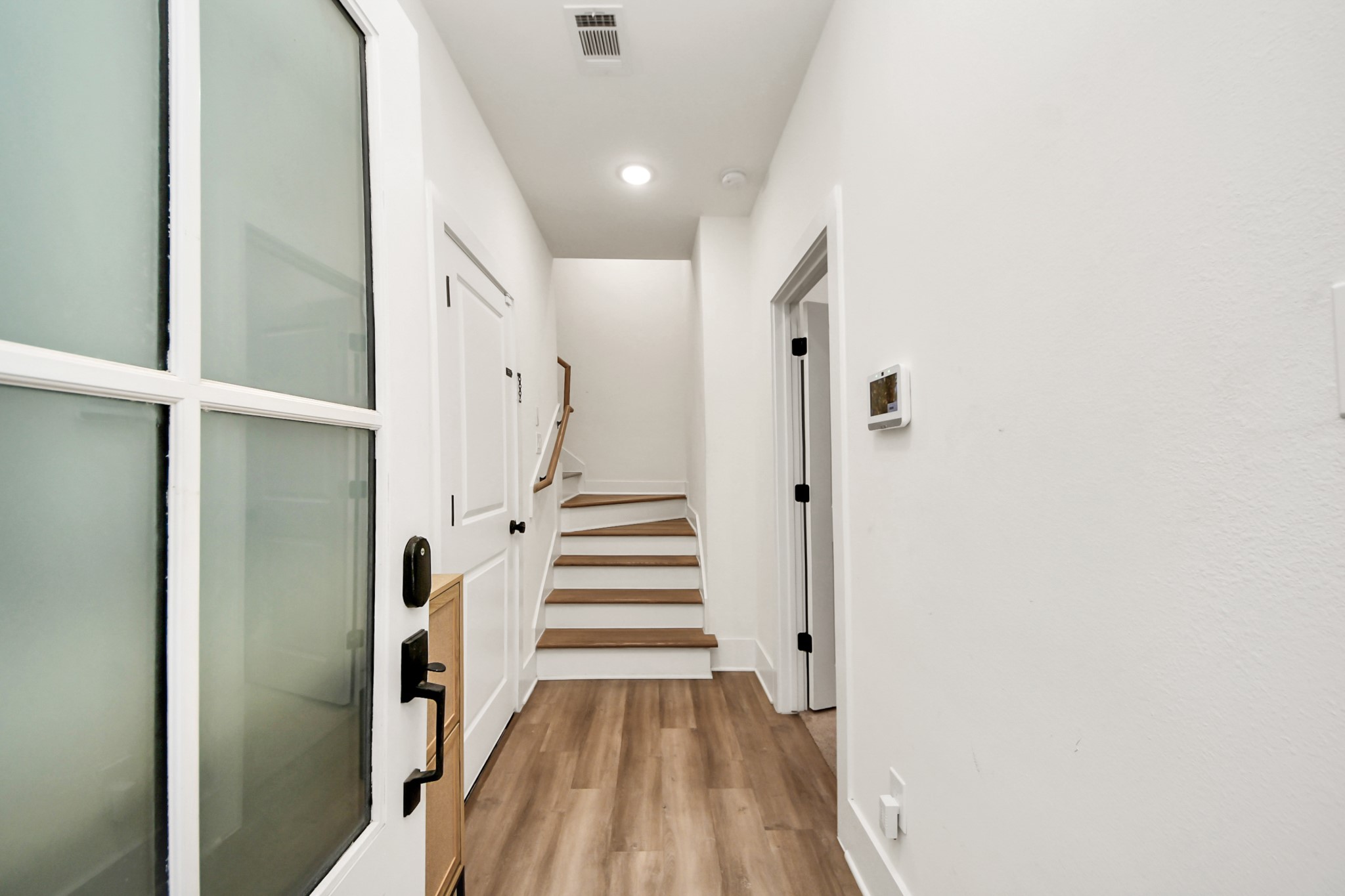 901 Lehman Street, Unit D Houston, TX 77018 - Photo 4 of 35