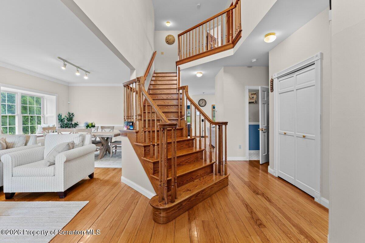 925 Parkview Road Moscow, PA 18444 - Photo 7 of 27 DSC06966
