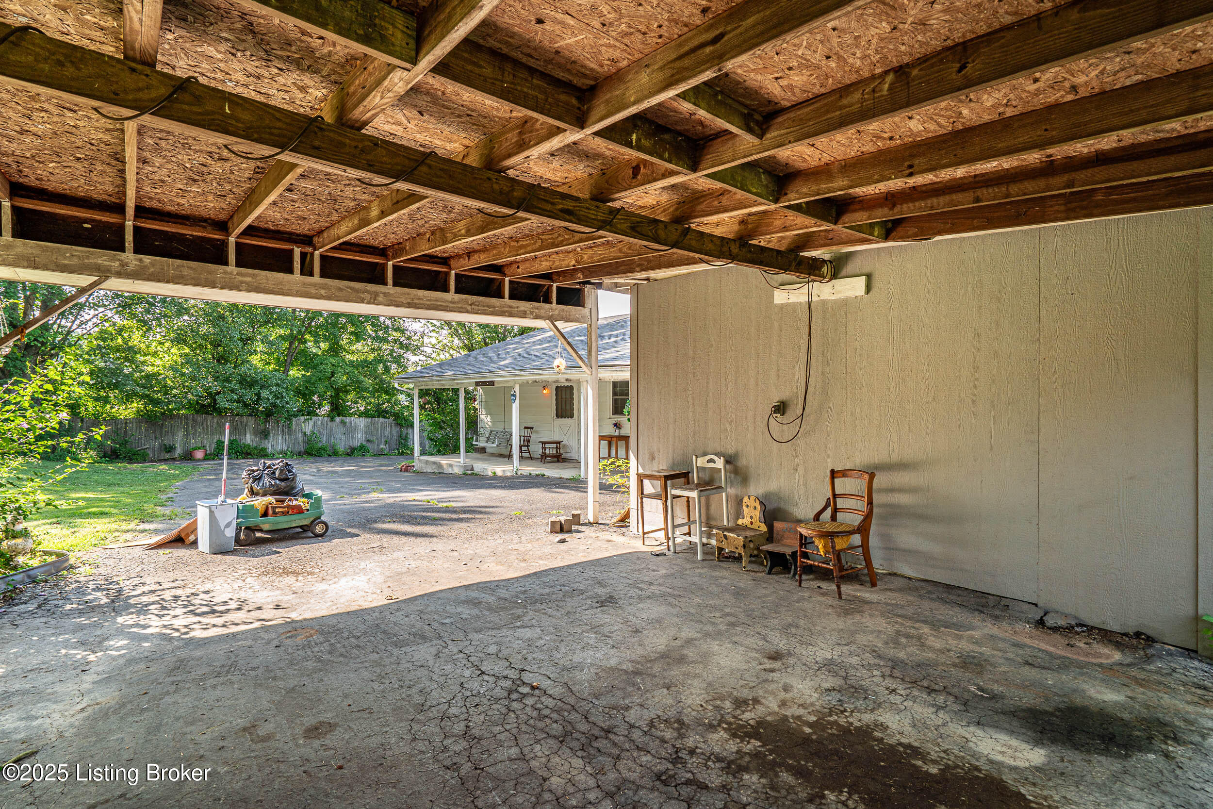 152 Cooper Run Road Shepherdsville, KY 40165 - Photo 30 of 44 152 Cooper Run Rd-18