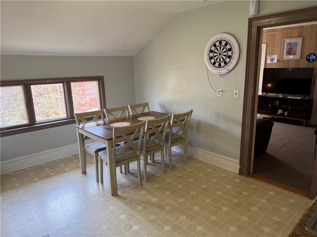 192 Fall Street Seneca Falls, NY 13148 - Photo 5 of 19