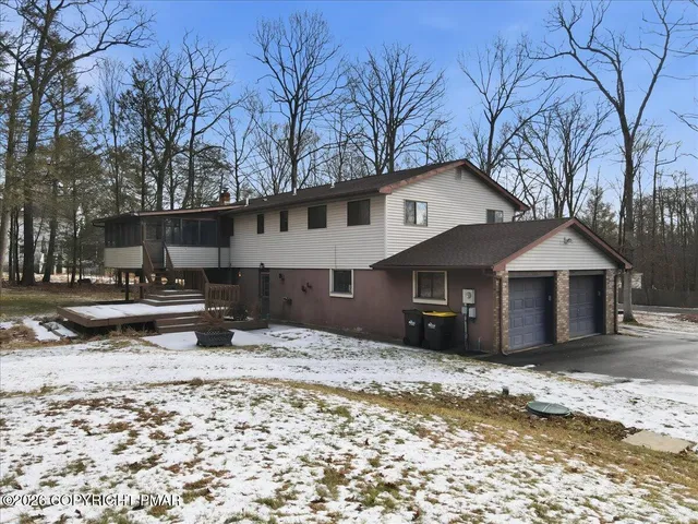 $379,900 | 1510 Brook Run Lane, Stroudsburg, PA 18360