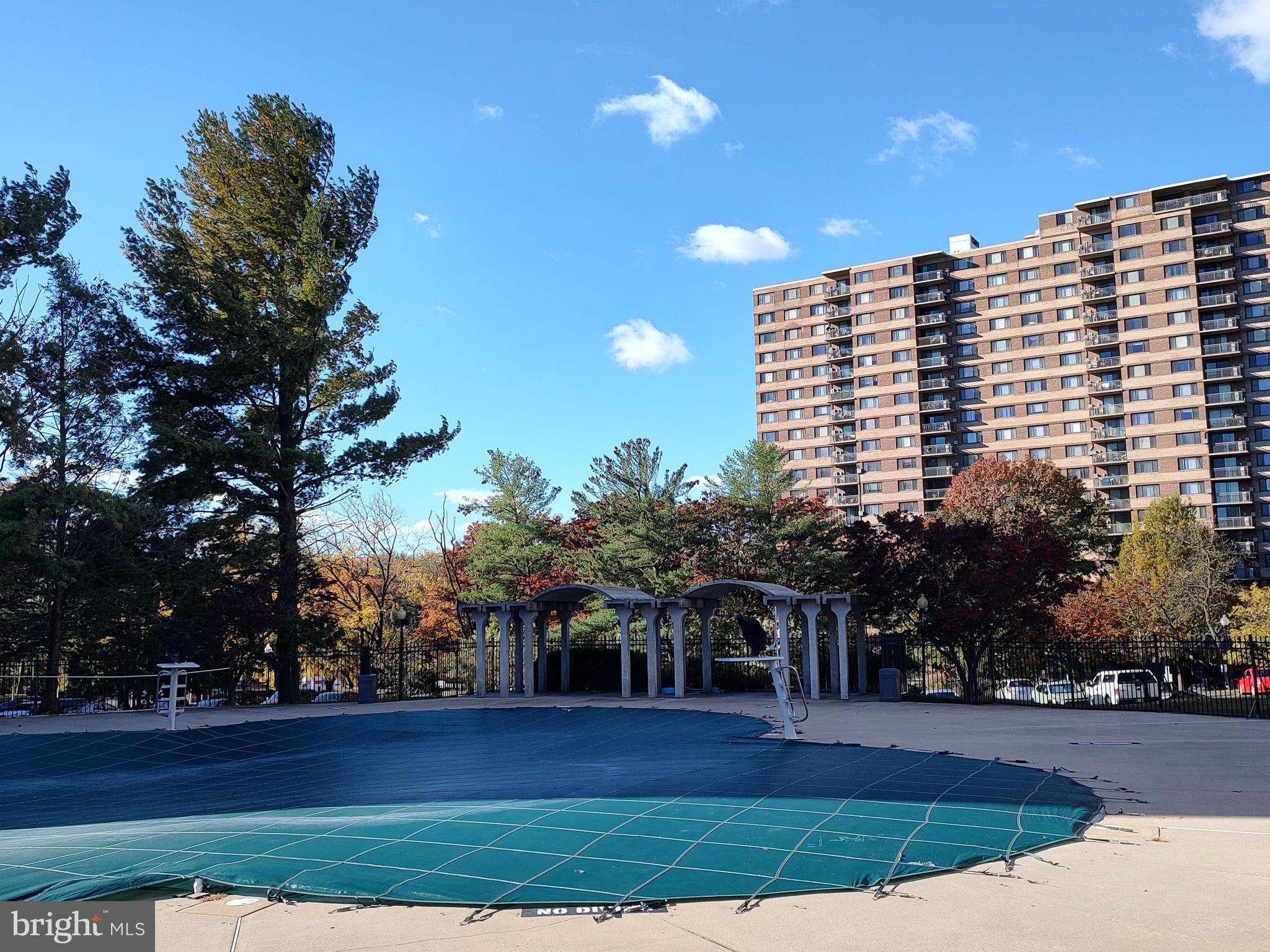 1111 University Boulevard West, Unit 719A Silver Spring, MD 20902 - Photo 33 of 41 a view of outdoor space and yard