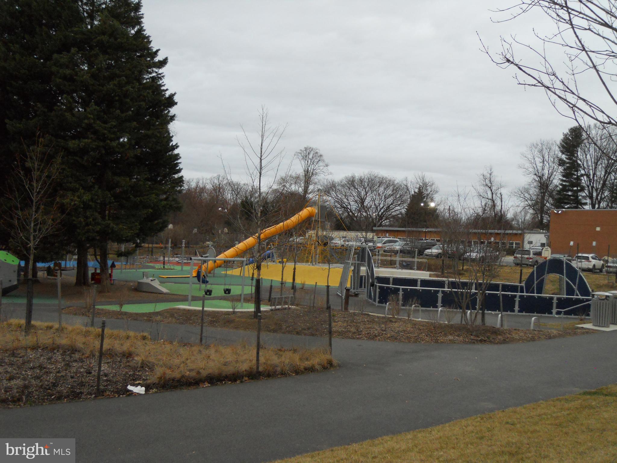 1111 University Boulevard West, Unit 719A Silver Spring, MD 20902 - Photo 37 of 41