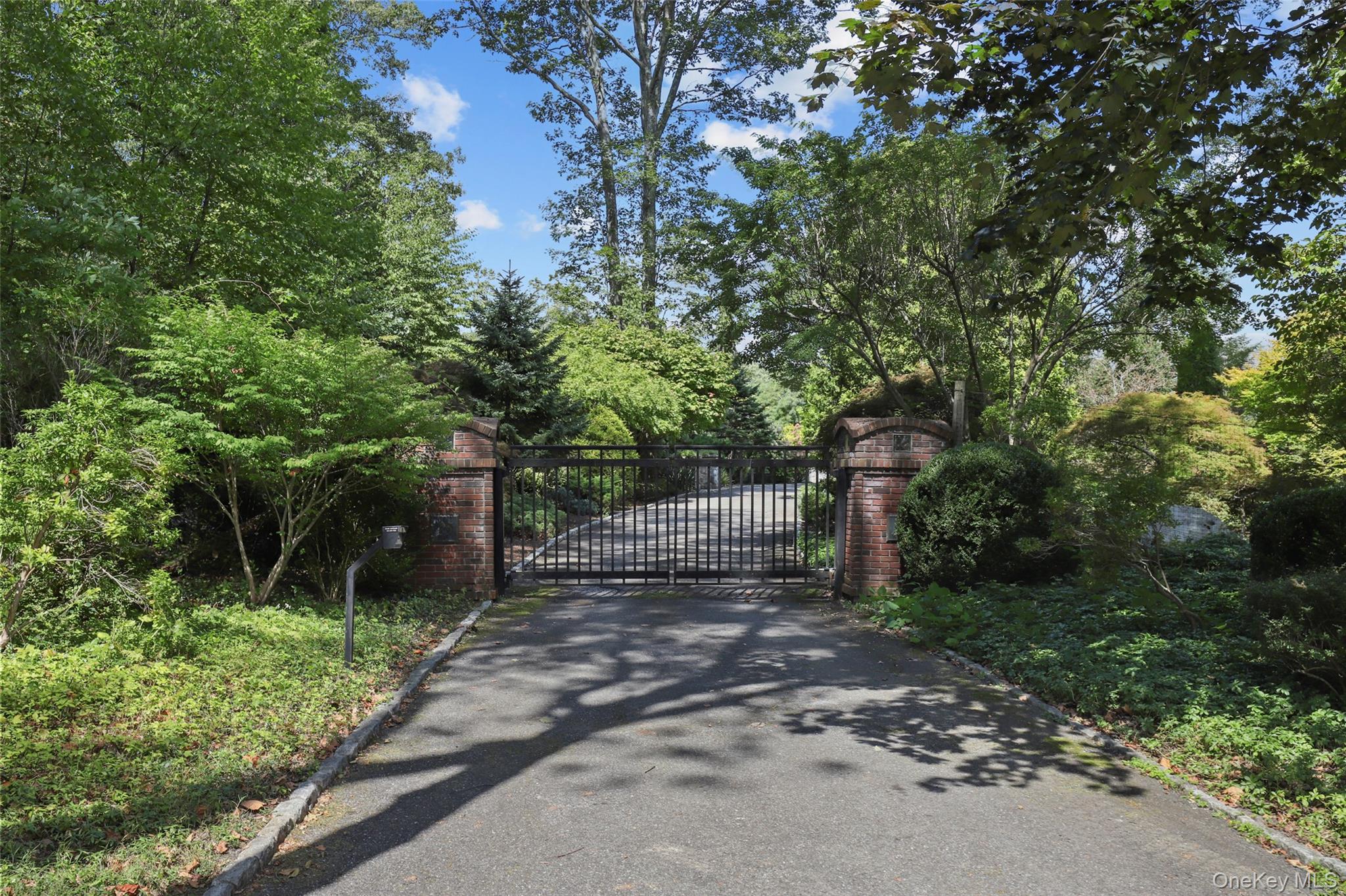 25 Edgar Road Armonk, NY 10504 - Photo 31 of 32 Gallery Image 31