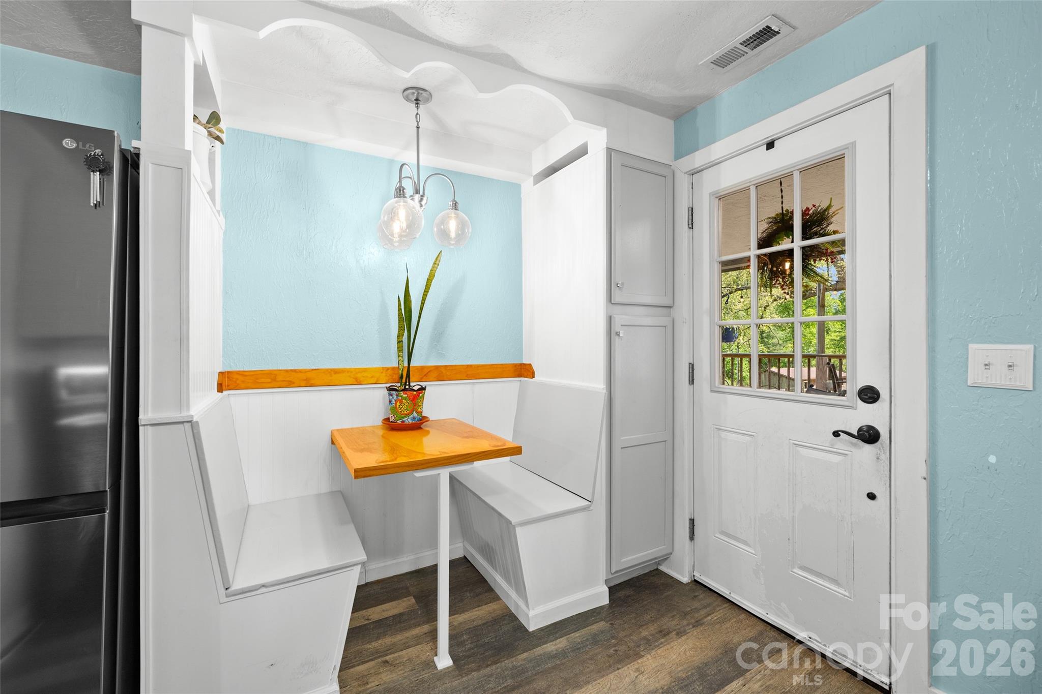 28 Cathys Cove Road Hendersonville, NC 28792 - Photo 12 of 42