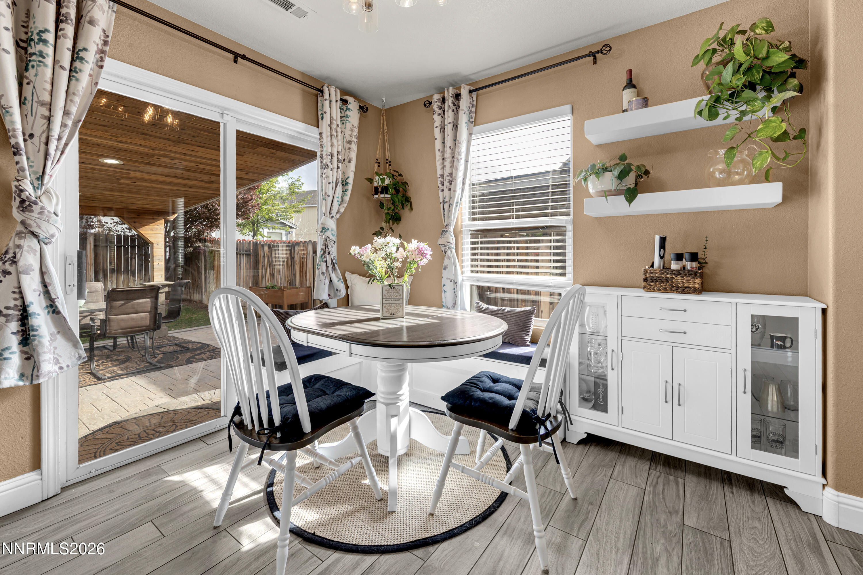 9514 Autumn Leaf Way Reno, NV 89506 - Photo 13 of 37 Dining Area