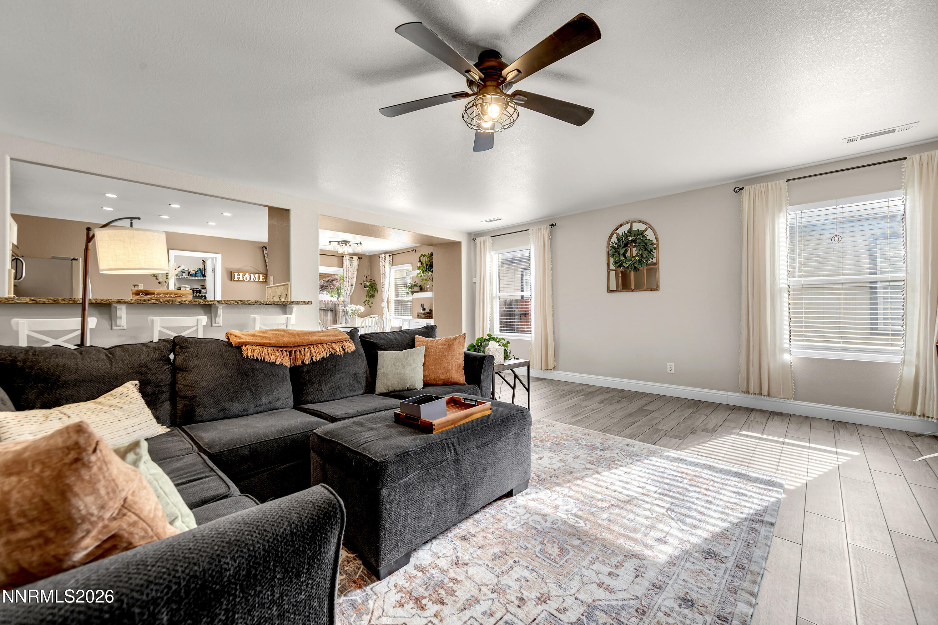 9514 Autumn Leaf Way Reno, NV 89506 - Photo 2 of 37 Living Room