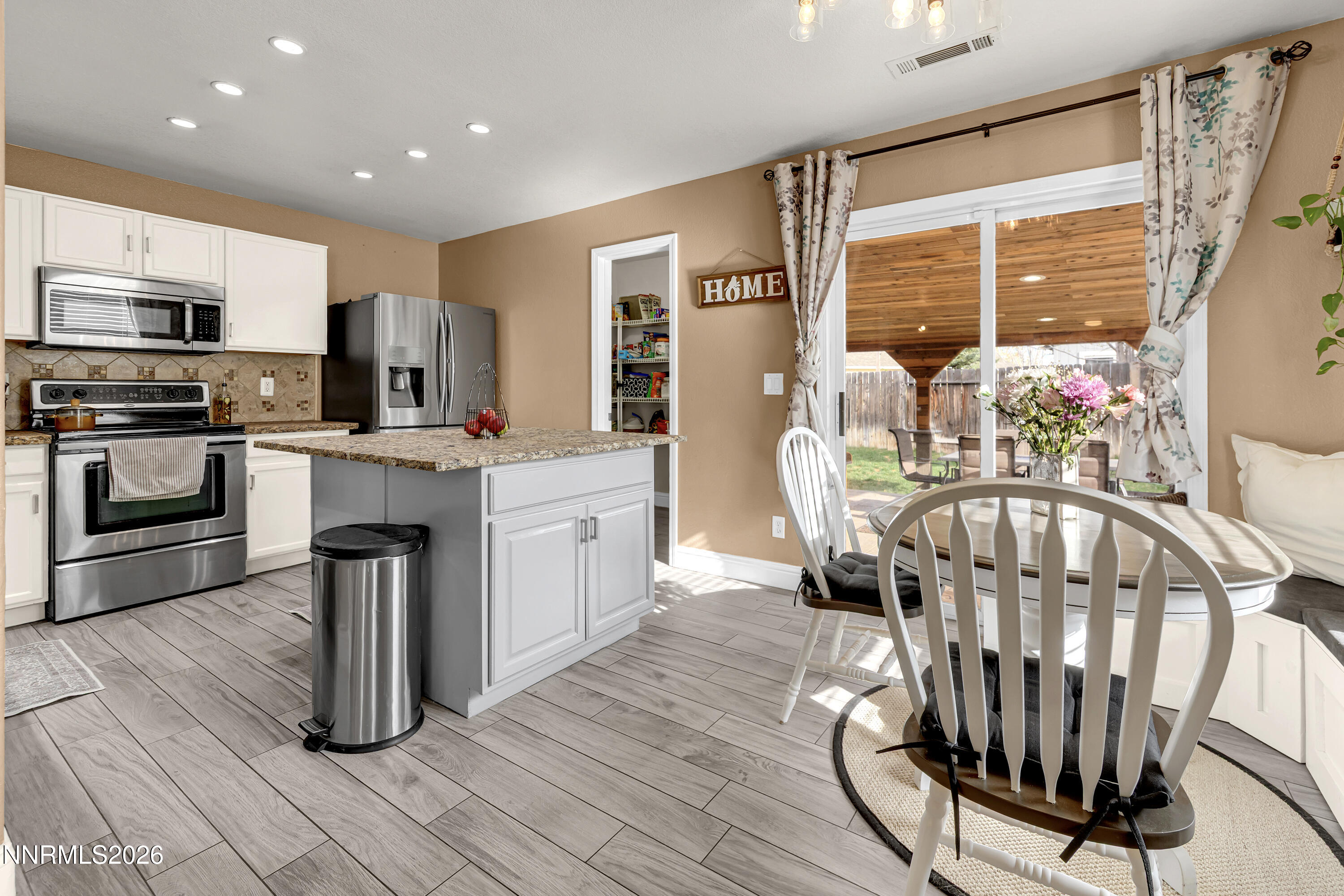 9514 Autumn Leaf Way Reno, NV 89506 - Photo 8 of 37 Kitchen