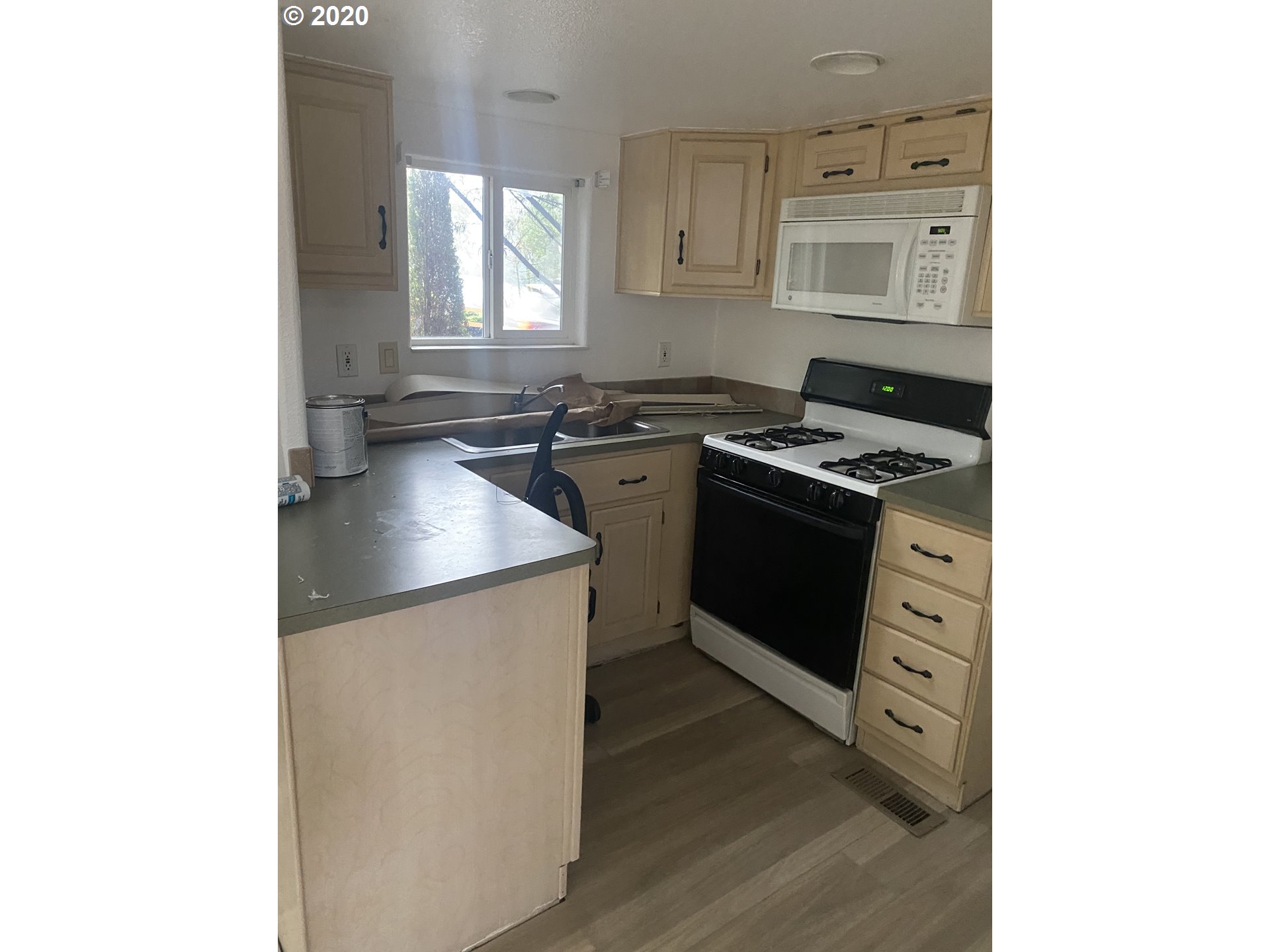 97748 North Bank Chetco River Road, Unit 1 Brookings, OR 97415 - Photo 12 of 26 Gallery Image 12