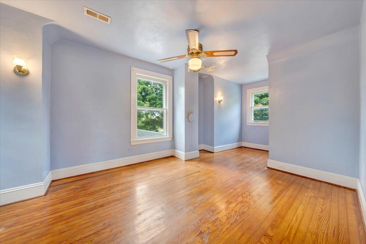 1583 Rock Cliff Road Bedford, VA 24523 - Photo 4 of 55 04-MIB09767