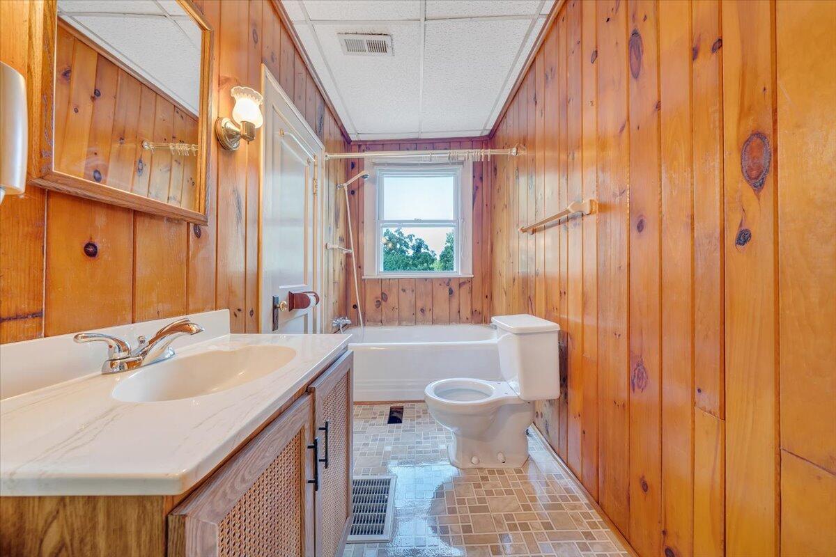 1583 Rock Cliff Road Bedford, VA 24523 - Photo 7 of 55 07-MIB09776