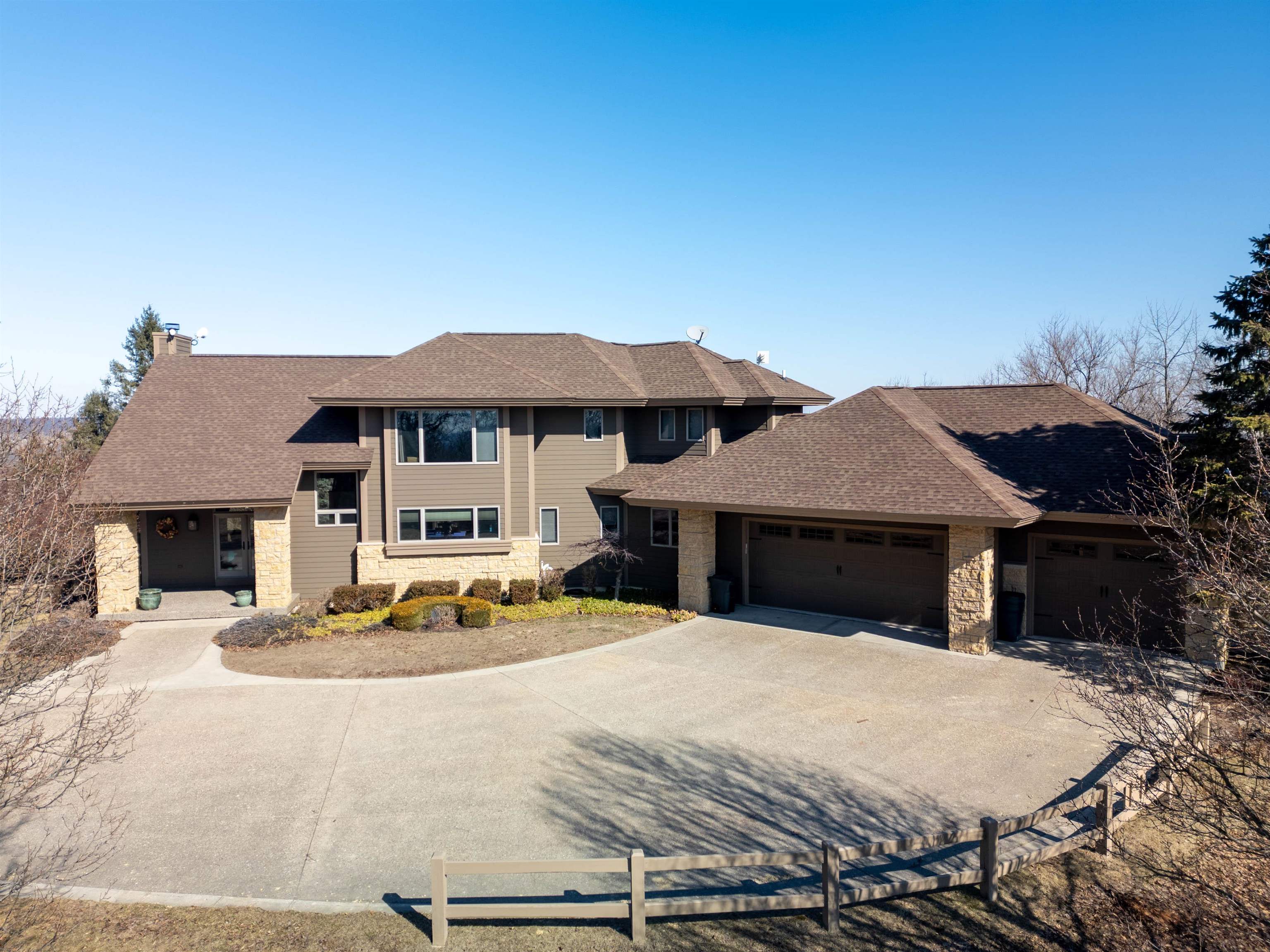 1 East Hoffman Road Elizabeth, IL 61028 - Photo 4 of 76