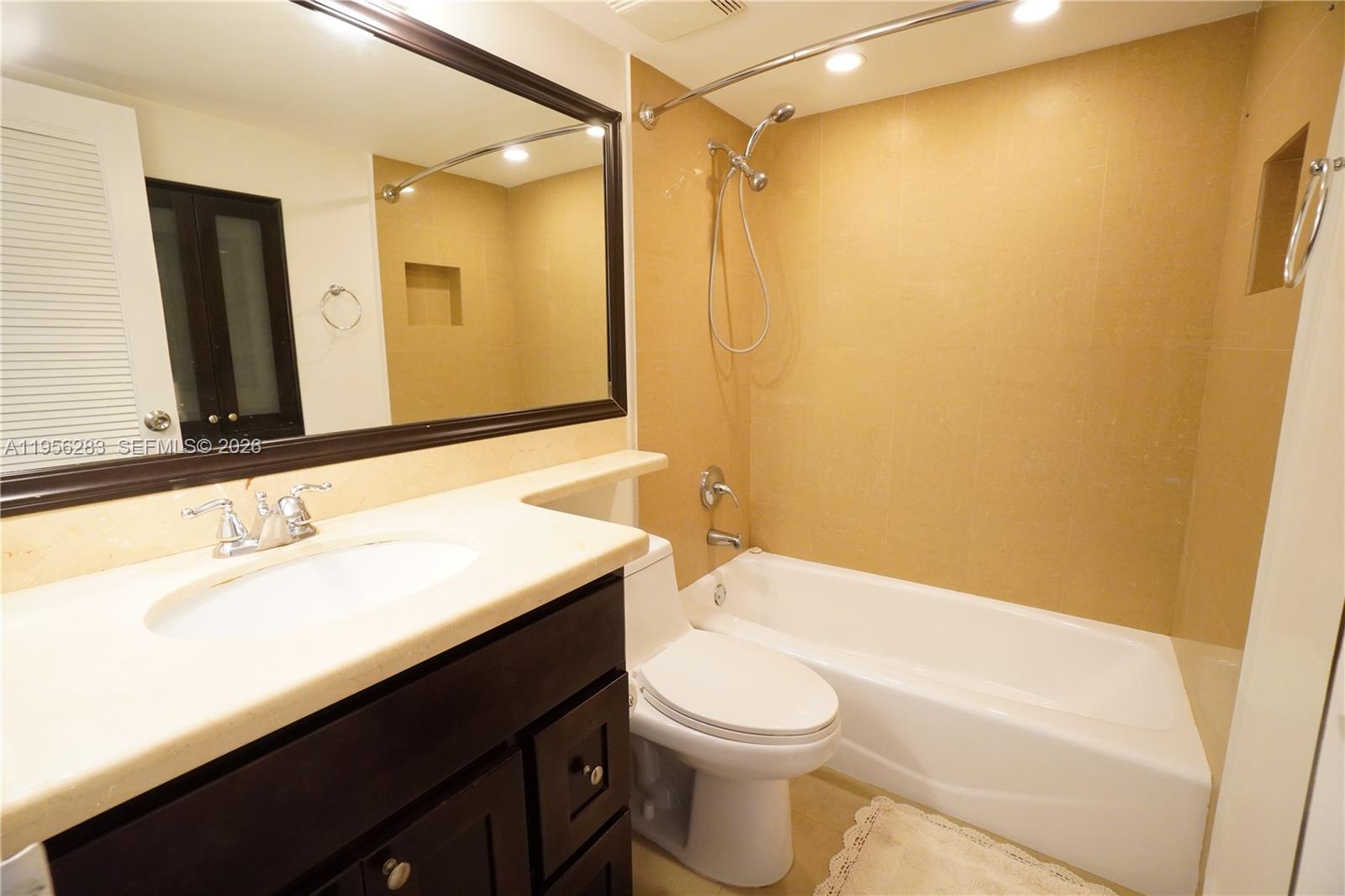 2715 Tigertail Avenue, Unit 606 Miami, FL 33133 - Photo 9 of 13