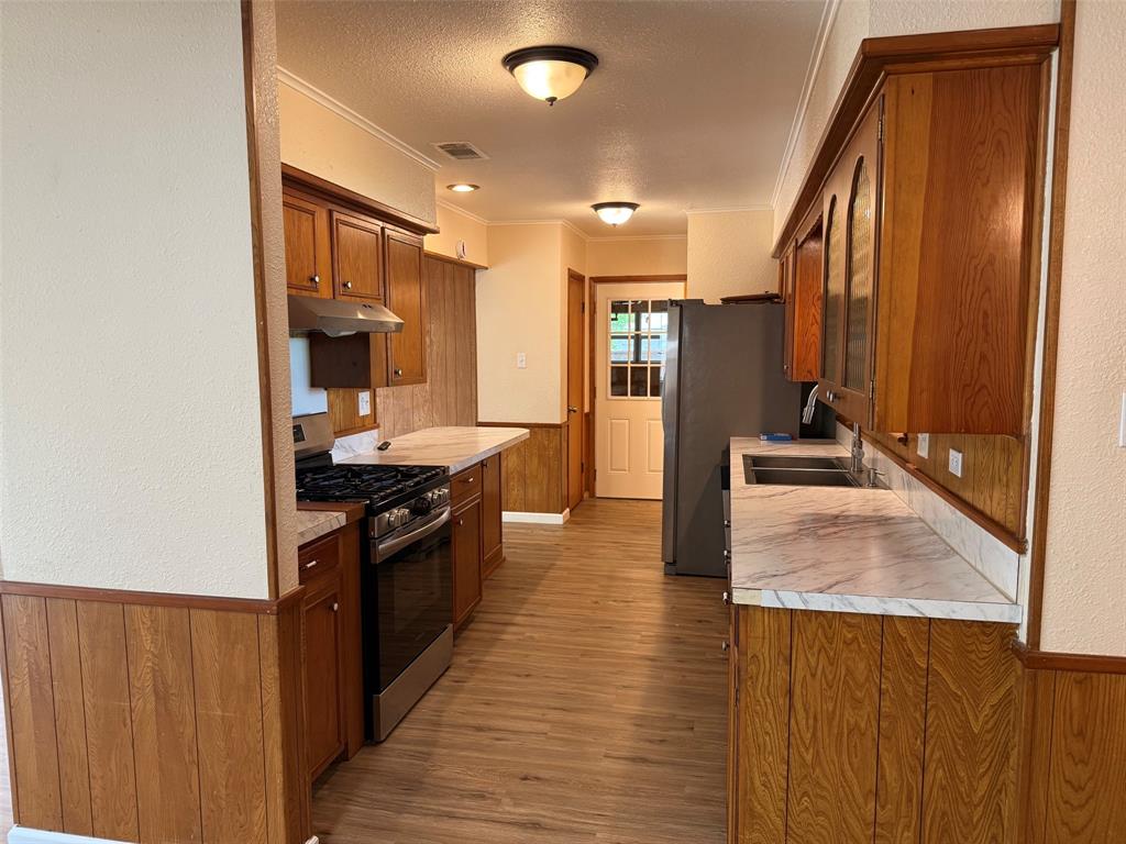 216 Randy Street Whitesboro, TX 76273 - Photo 9 of 30