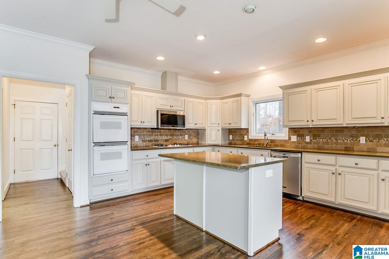 2660 Dolly Ridge Road Birmingham, AL 35243 - Photo 16 of 37