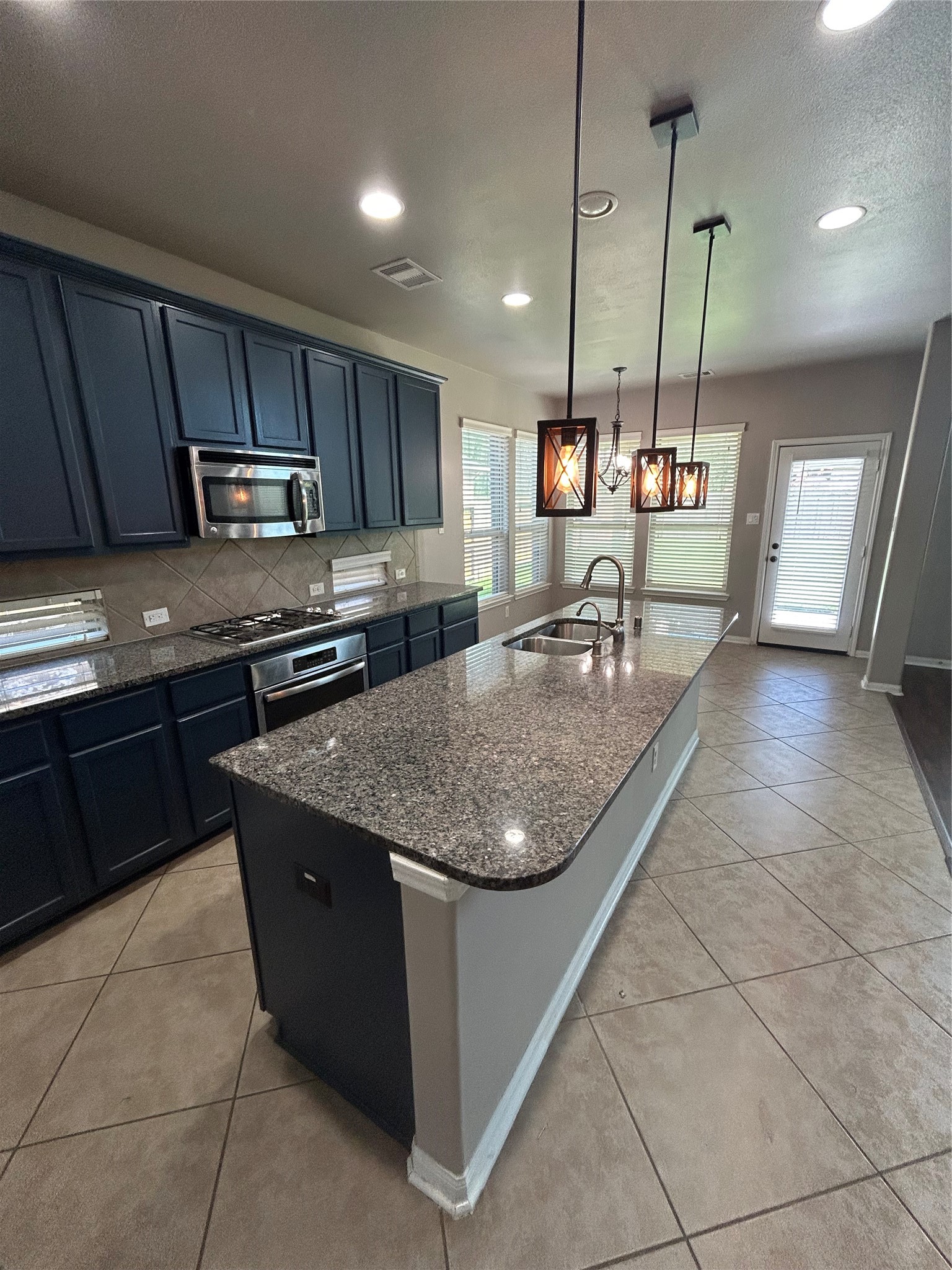 7936 Lake Commons Drive Rosenberg, TX 77469 - Photo 16 of 33