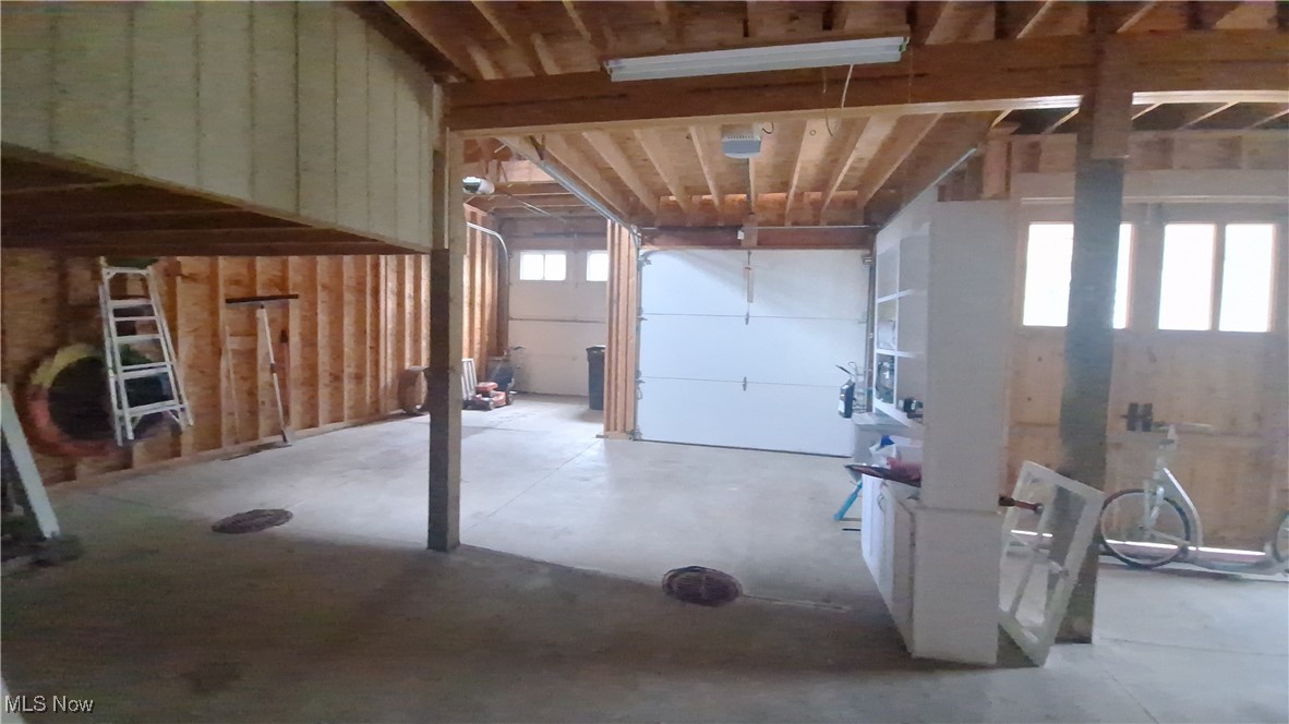 15818 Georgia Road Middlefield, OH 44062 - Photo 34 of 38