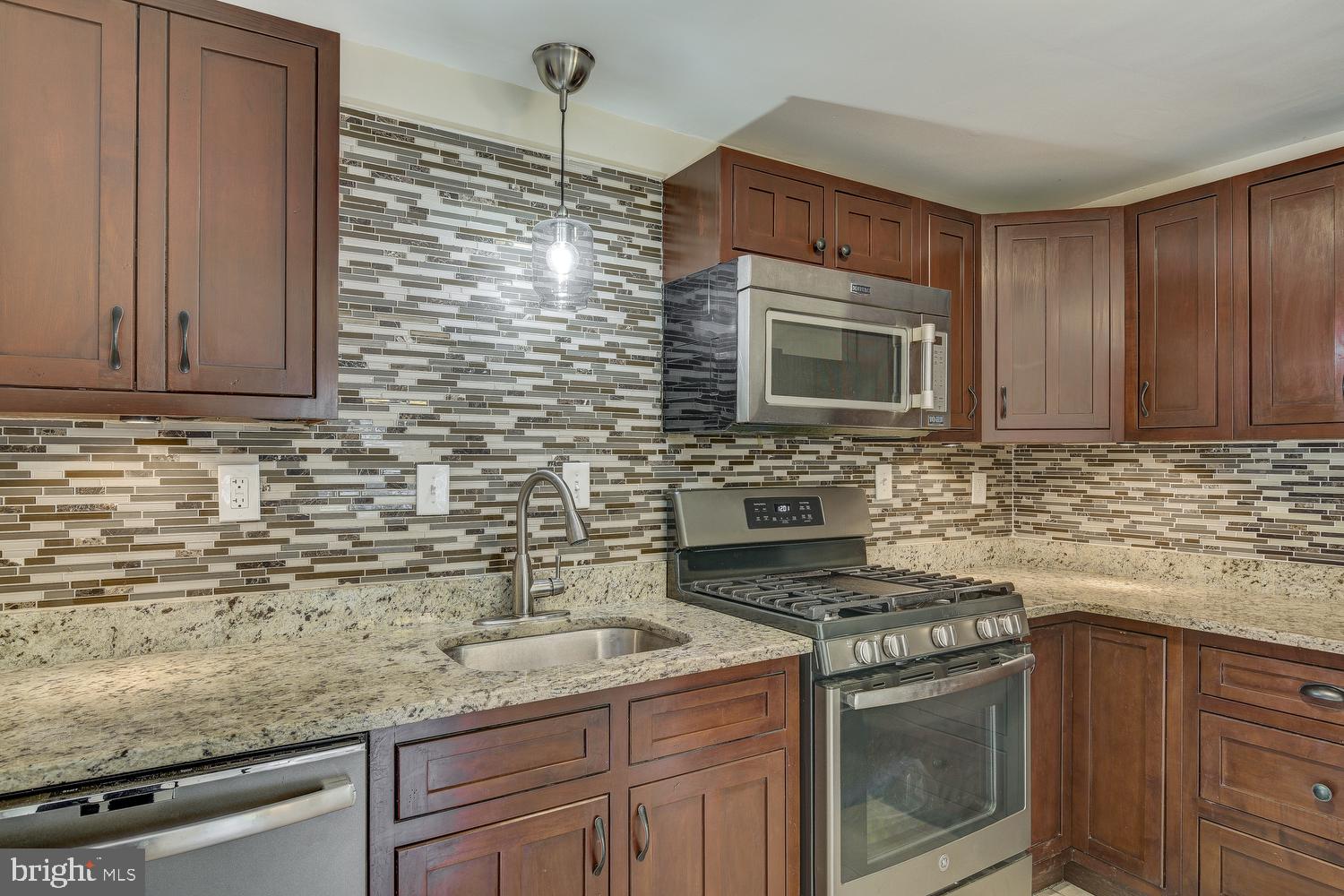 1809 Palmer Park Road Landover, MD 20785 - Photo 13 of 45 Remodeled Kitchen and Dining Room