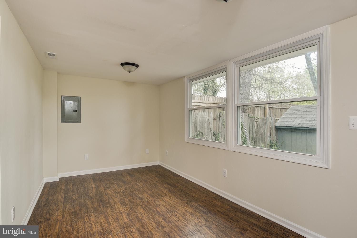 1809 Palmer Park Road Landover, MD 20785 - Photo 19 of 45 Dining Room