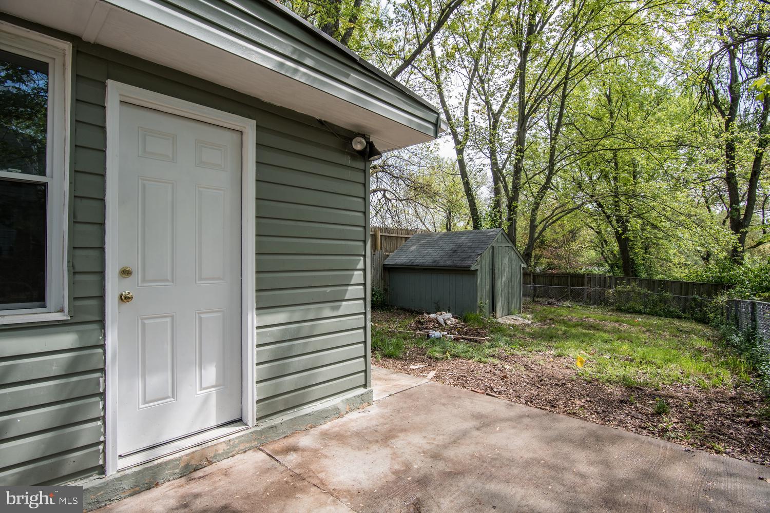 1809 Palmer Park Road Landover, MD 20785 - Photo 39 of 45 Rear View