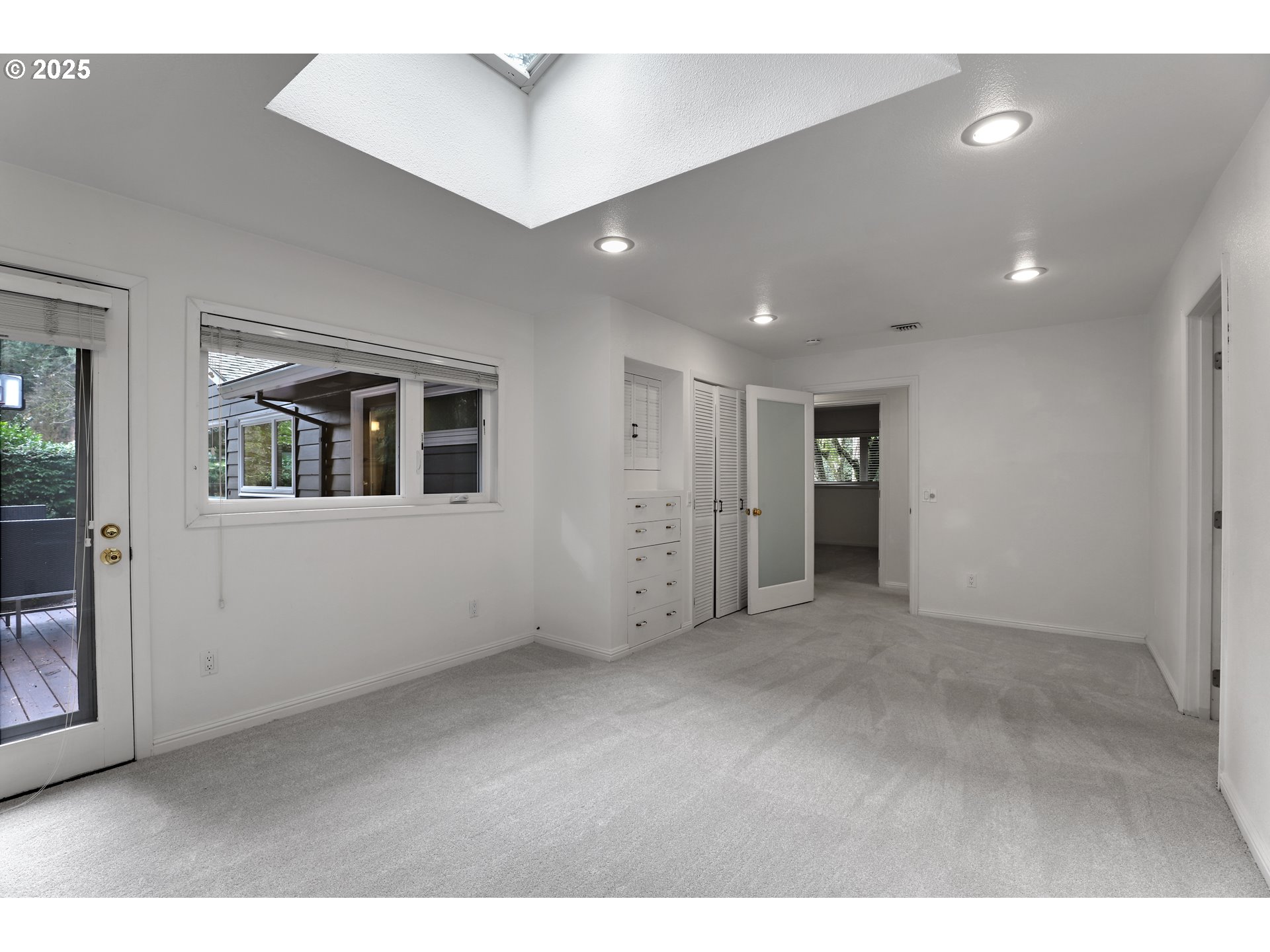155 Southwest Midvale Road Portland, OR 97219 - Photo 23 of 45 Gallery Image 23