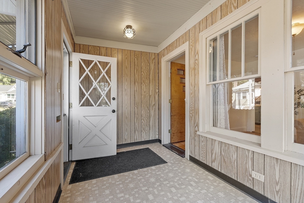 31 Euclid Street Gardner, MA 01440 - Photo 26 of 35