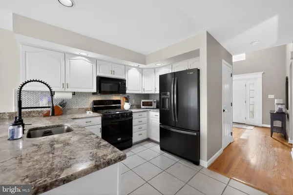 $600,000 | 7 East Hunter Creek Lane, West Grove, PA 19390
