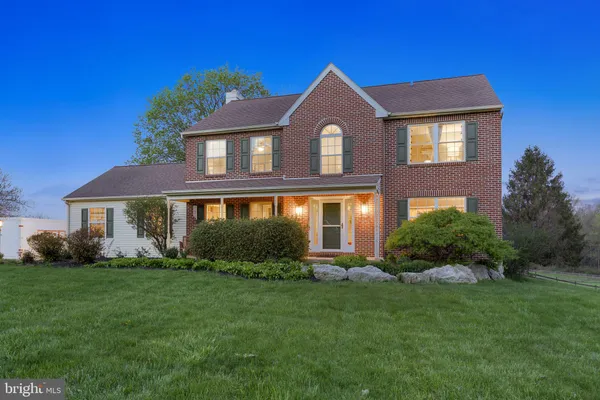 $600,000 | 7 East Hunter Creek Lane, West Grove, PA 19390