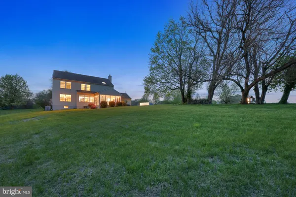 $600,000 | 7 East Hunter Creek Lane, West Grove, PA 19390